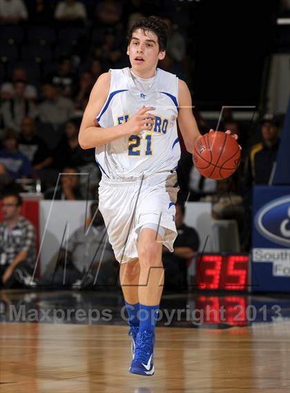 Thumbnail 3 in El Toro vs. Santa Monica (CIF SS D1A Final) photogallery.