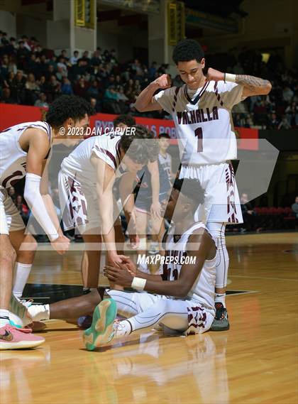 Thumbnail 2 in Valhalla vs. Byram Hills (NYSPHSAA Section 1 Class B Final) photogallery.