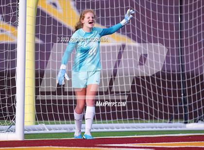 Thumbnail 2 in Barbers Hill vs. Foster (UIL 5A Region 3 & 4 Area) photogallery.