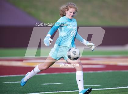 Thumbnail 3 in Barbers Hill vs. Foster (UIL 5A Region 3 & 4 Area) photogallery.