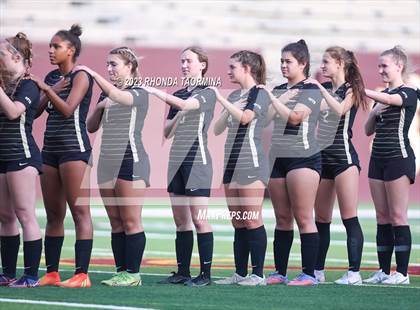Thumbnail 2 in Barbers Hill vs. Foster (UIL 5A Region 3 & 4 Area) photogallery.