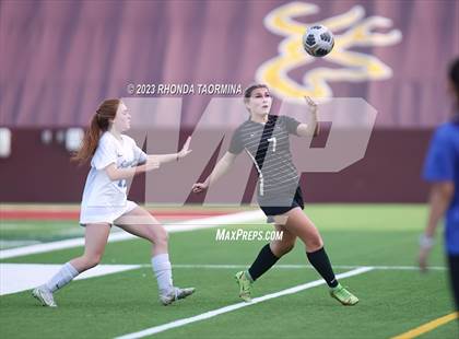 Thumbnail 2 in Barbers Hill vs. Foster (UIL 5A Region 3 & 4 Area) photogallery.
