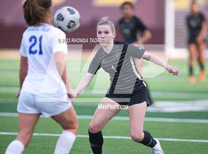 Thumbnail 1 in Barbers Hill vs. Foster (UIL 5A Region 3 & 4 Area) photogallery.