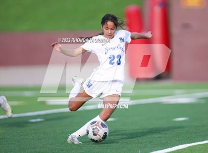 Thumbnail 3 in Barbers Hill vs. Foster (UIL 5A Region 3 & 4 Area) photogallery.