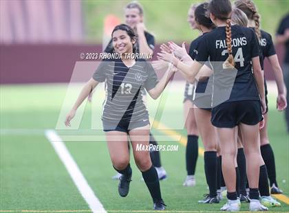 Thumbnail 3 in Barbers Hill vs. Foster (UIL 5A Region 3 & 4 Area) photogallery.