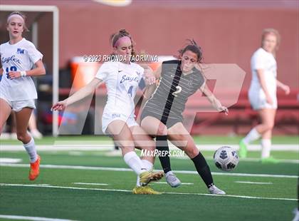 Thumbnail 3 in Barbers Hill vs. Foster (UIL 5A Region 3 & 4 Area) photogallery.