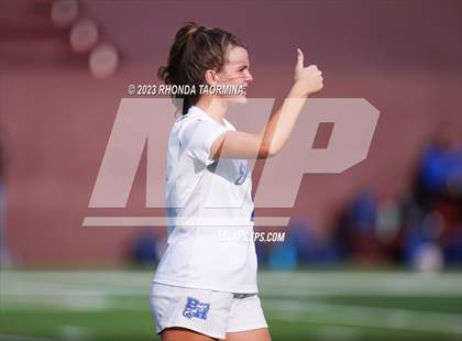 Thumbnail 1 in Barbers Hill vs. Foster (UIL 5A Region 3 & 4 Area) photogallery.