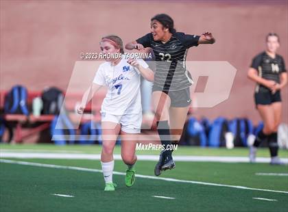 Thumbnail 3 in Barbers Hill vs. Foster (UIL 5A Region 3 & 4 Area) photogallery.