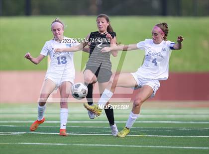 Thumbnail 1 in Barbers Hill vs. Foster (UIL 5A Region 3 & 4 Area) photogallery.