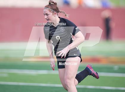 Thumbnail 3 in Barbers Hill vs. Foster (UIL 5A Region 3 & 4 Area) photogallery.