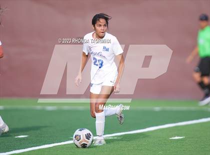 Thumbnail 3 in Barbers Hill vs. Foster (UIL 5A Region 3 & 4 Area) photogallery.
