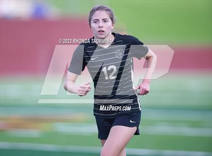 Thumbnail 3 in Barbers Hill vs. Foster (UIL 5A Region 3 & 4 Area) photogallery.
