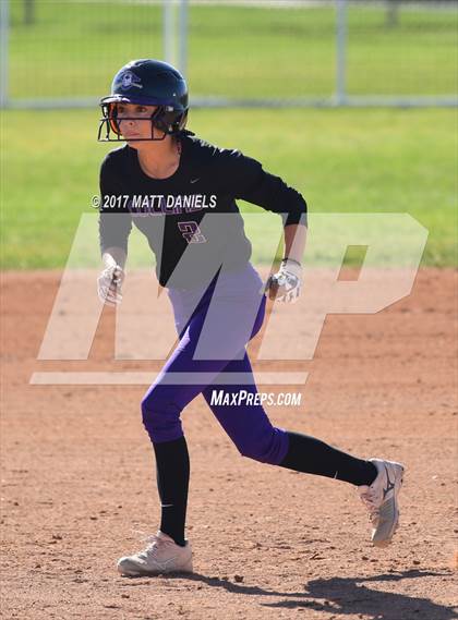 Thumbnail 2 in Legend vs. Fort Collins (CHSAA 5A Region 2 Playoff) photogallery.