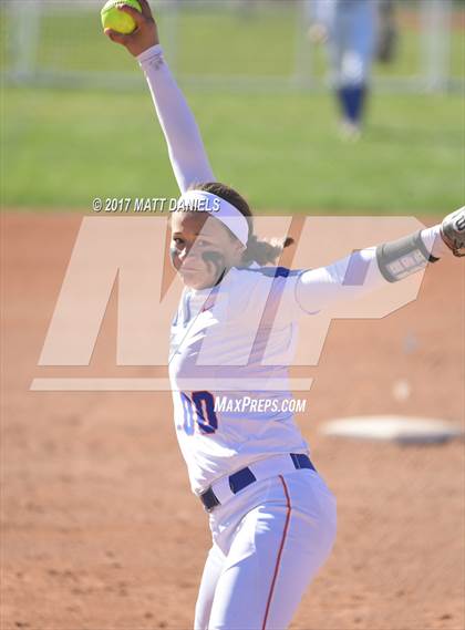 Thumbnail 1 in Legend vs. Fort Collins (CHSAA 5A Region 2 Playoff) photogallery.