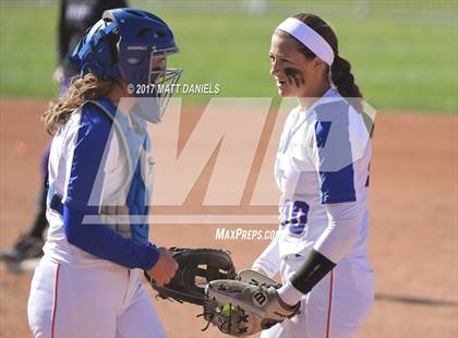 Thumbnail 2 in Legend vs. Fort Collins (CHSAA 5A Region 2 Playoff) photogallery.