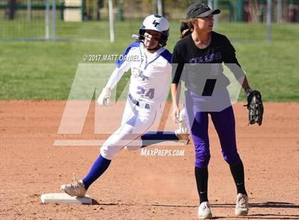 Thumbnail 2 in Legend vs. Fort Collins (CHSAA 5A Region 2 Playoff) photogallery.