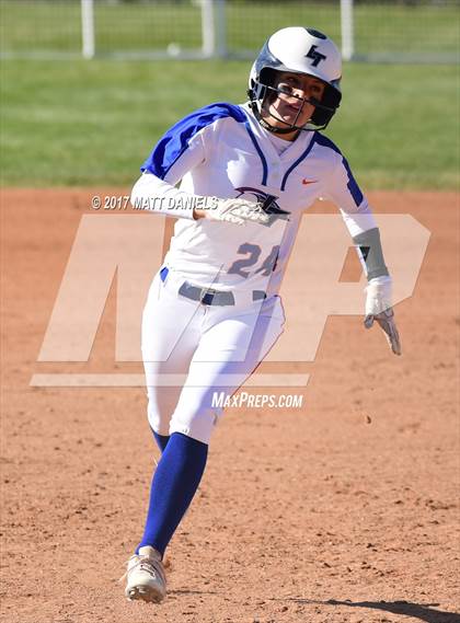 Thumbnail 2 in Legend vs. Fort Collins (CHSAA 5A Region 2 Playoff) photogallery.