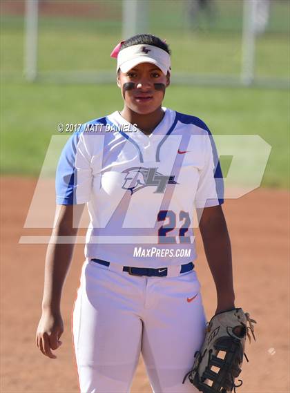 Thumbnail 2 in Legend vs. Fort Collins (CHSAA 5A Region 2 Playoff) photogallery.