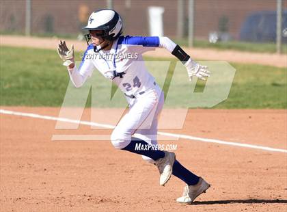Thumbnail 3 in Legend vs. Fort Collins (CHSAA 5A Region 2 Playoff) photogallery.