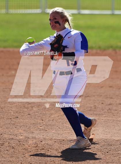 Thumbnail 1 in Legend vs. Fort Collins (CHSAA 5A Region 2 Playoff) photogallery.