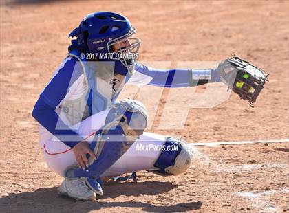 Thumbnail 2 in Legend vs. Fort Collins (CHSAA 5A Region 2 Playoff) photogallery.