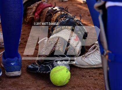 Thumbnail 1 in Legend vs. Fort Collins (CHSAA 5A Region 2 Playoff) photogallery.