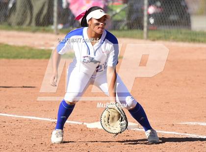 Thumbnail 3 in Legend vs. Fort Collins (CHSAA 5A Region 2 Playoff) photogallery.