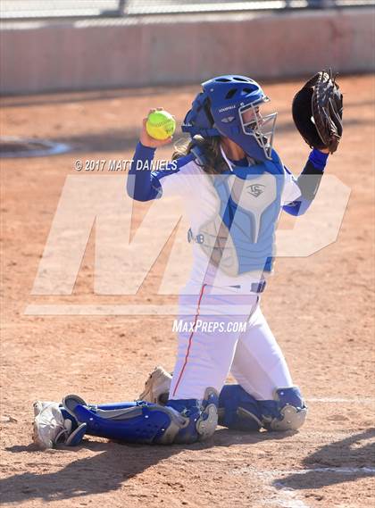 Thumbnail 3 in Legend vs. Fort Collins (CHSAA 5A Region 2 Playoff) photogallery.