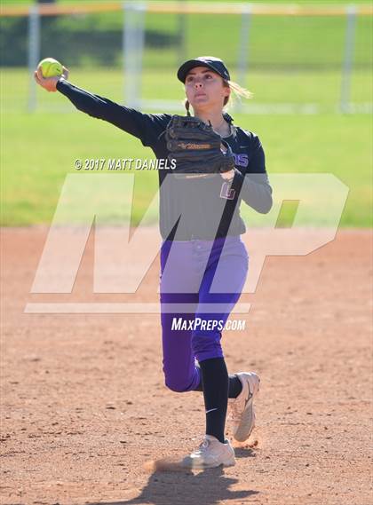 Thumbnail 1 in Legend vs. Fort Collins (CHSAA 5A Region 2 Playoff) photogallery.