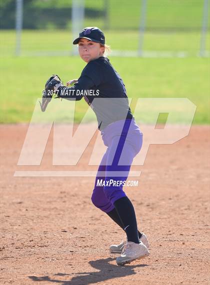 Thumbnail 3 in Legend vs. Fort Collins (CHSAA 5A Region 2 Playoff) photogallery.