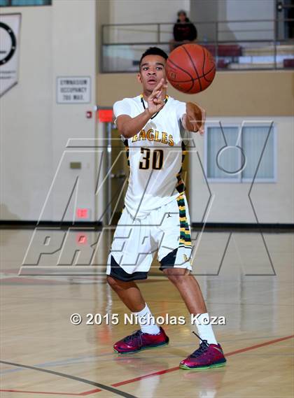 Thumbnail 2 in Providence vs Eisenhower (D1 Bound So Cal Christmas Classic) photogallery.