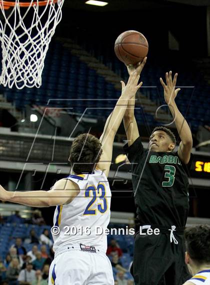 Thumbnail 2 in Long Beach Poly vs. Serra (CIF State D2 Final) photogallery.