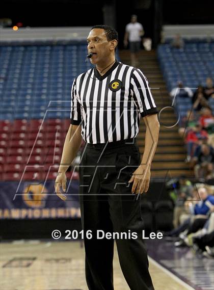 Thumbnail 1 in Long Beach Poly vs. Serra (CIF State D2 Final) photogallery.