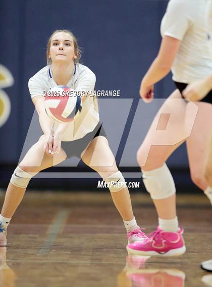 Thumbnail 1 in JV: Byron Nelson vs Keller photogallery.