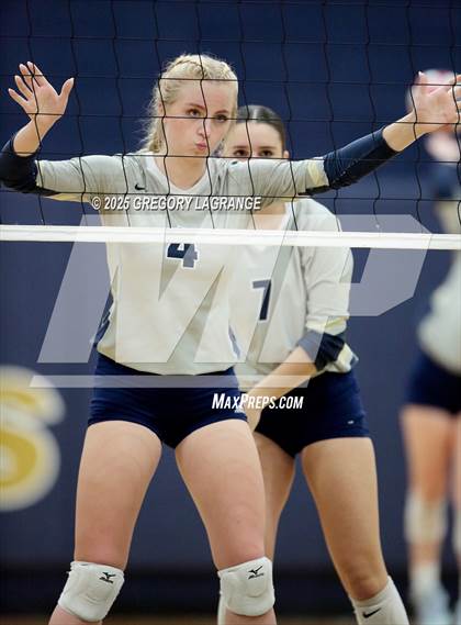 Thumbnail 1 in JV: Byron Nelson vs Keller photogallery.