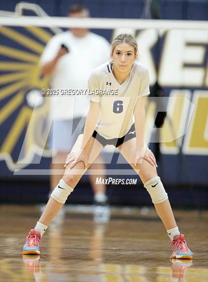 Thumbnail 2 in JV: Byron Nelson vs Keller photogallery.