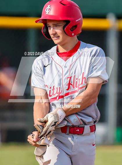 Thumbnail 2 in Iowa City @ Assumption photogallery.