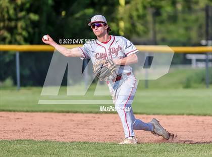 Thumbnail 2 in Iowa City @ Assumption photogallery.