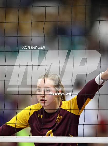Thumbnail 2 in Alamosa vs. Eagle Ridge Academy (CHSAA 3A State Playoff) photogallery.