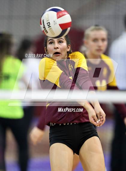 Thumbnail 2 in Alamosa vs. Eagle Ridge Academy (CHSAA 3A State Playoff) photogallery.