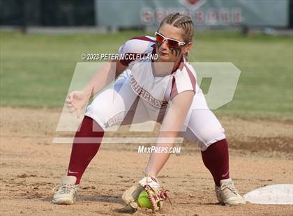 Thumbnail 2 in East Bridgewater vs Newburyport (MIAA Division 3 Round of 32) photogallery.