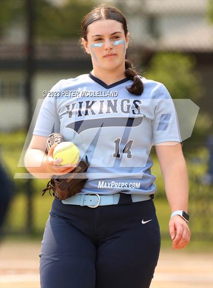 Thumbnail 1 in East Bridgewater vs Newburyport (MIAA Division 3 Round of 32) photogallery.