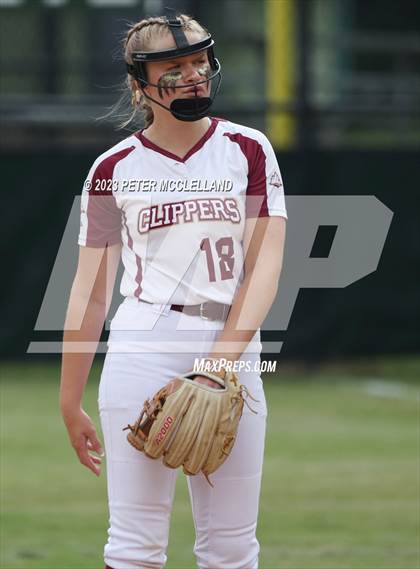 Thumbnail 1 in East Bridgewater vs Newburyport (MIAA Division 3 Round of 32) photogallery.