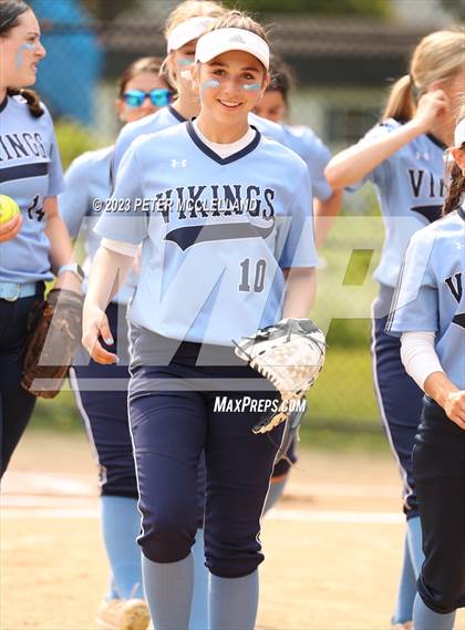 Thumbnail 3 in East Bridgewater vs Newburyport (MIAA Division 3 Round of 32) photogallery.