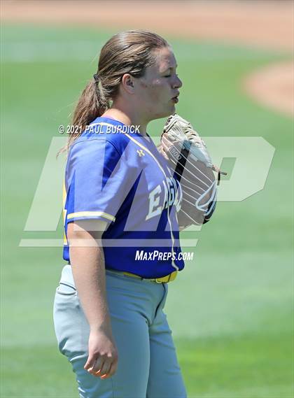 Thumbnail 3 in Line Mountain vs. Ligonier Valley (PIAA 2A Championship) photogallery.