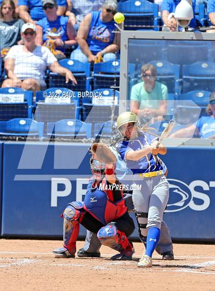 Thumbnail 2 in Line Mountain vs. Ligonier Valley (PIAA 2A Championship) photogallery.