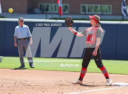 Thumbnail 2 in Line Mountain vs. Ligonier Valley (PIAA 2A Championship) photogallery.