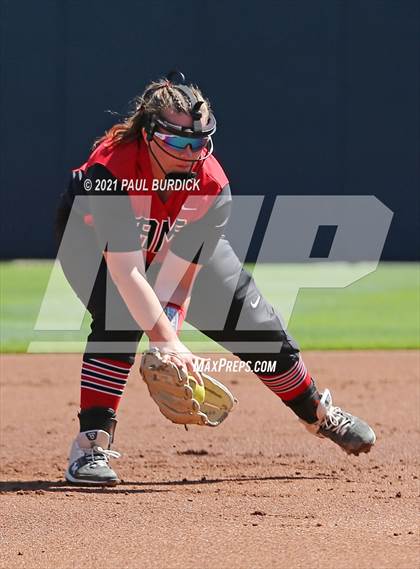 Thumbnail 2 in Line Mountain vs. Ligonier Valley (PIAA 2A Championship) photogallery.