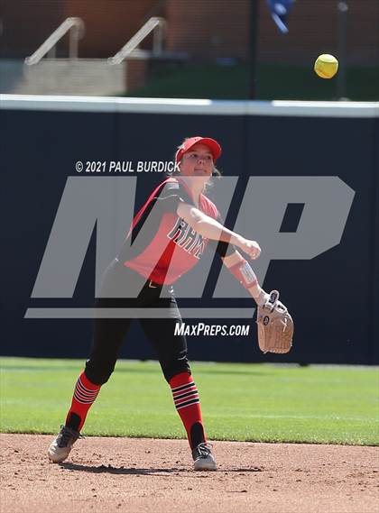 Thumbnail 3 in Line Mountain vs. Ligonier Valley (PIAA 2A Championship) photogallery.