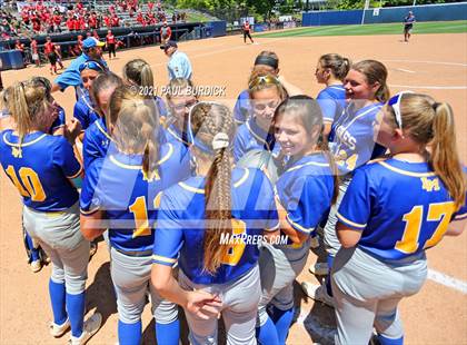 Thumbnail 3 in Line Mountain vs. Ligonier Valley (PIAA 2A Championship) photogallery.